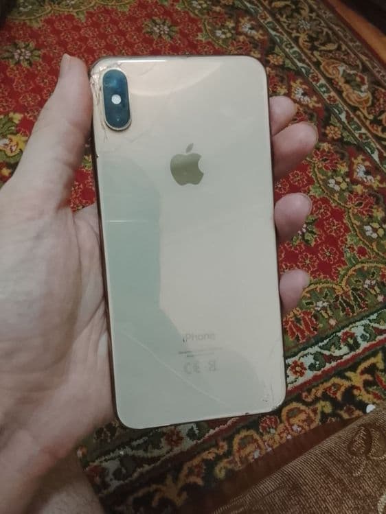 Iphone xs max 64gb — 2