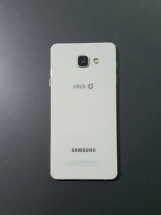 Samsung A7 sotiladi — 2