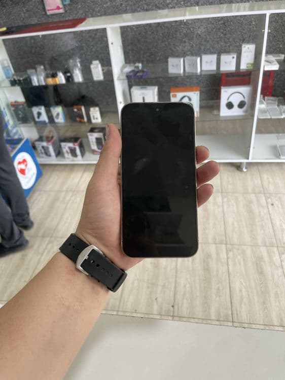 Iphone 14 pro max dubay — 5