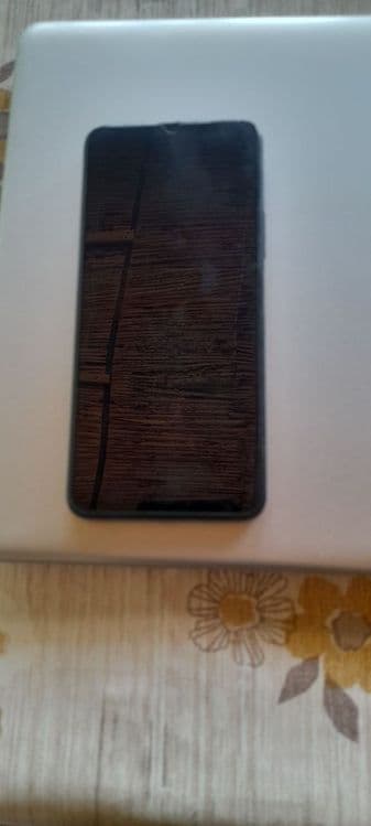 VIVO y53s 128 gb — 4