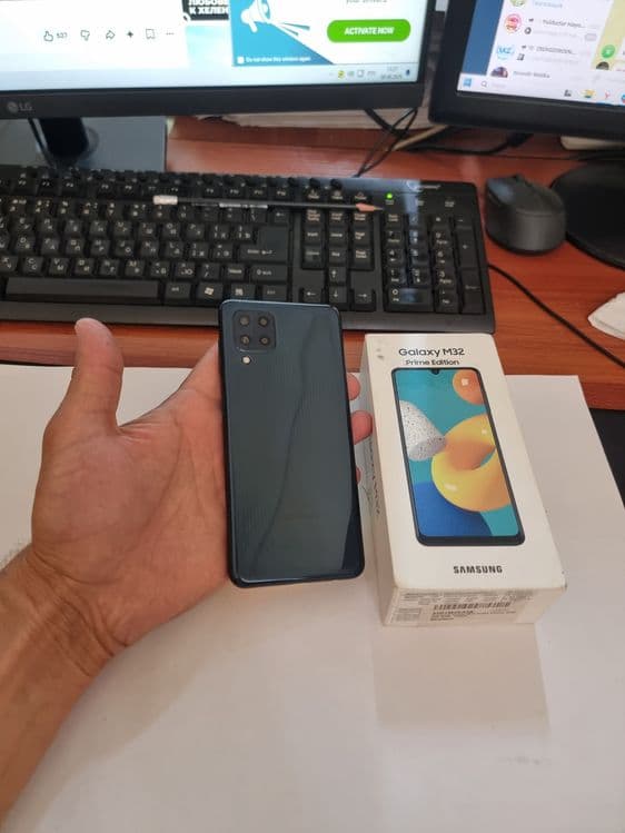 Samsung M32 6/128gb iwlawi zur aybi yuq tozza telefon — 4