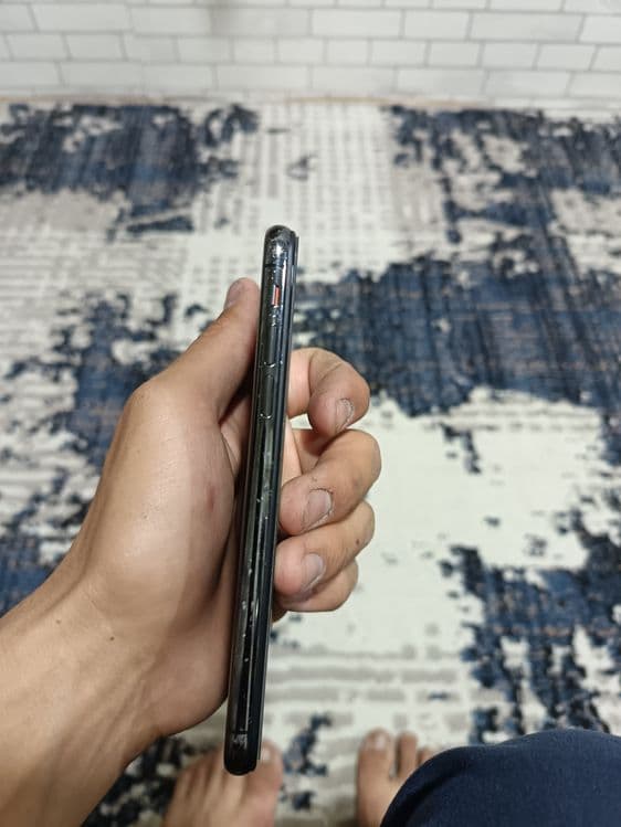 iphone xs 64    kelishamiza — 2