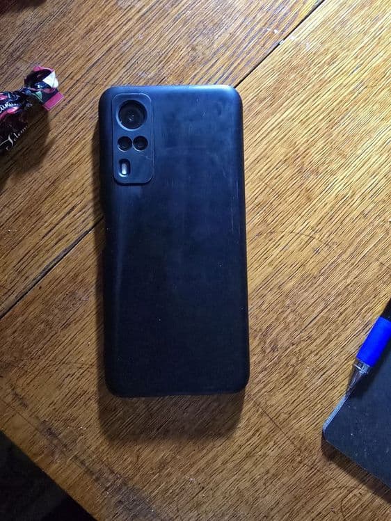 Vivo y53s 8/128  с коробкой — 1