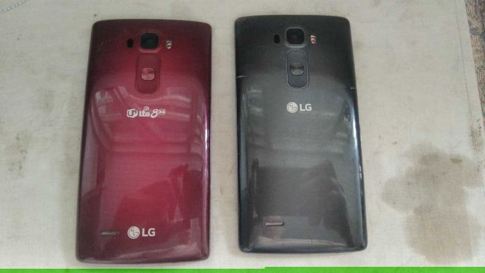 2 телефона  LG G-FLEX2 — 2