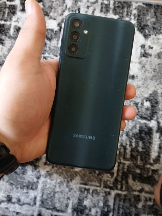 Samsung F 13 holati yaxshi — 3