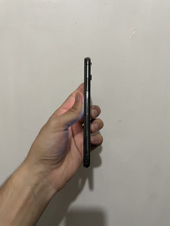 Iphone xs sotiladi — 3