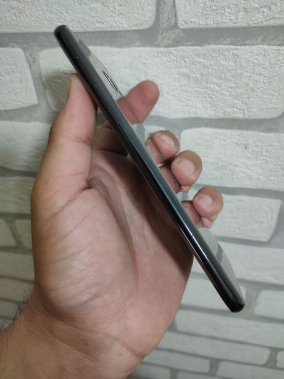 Samsung Galaxy S 8 Plus Vietnam dual sim — 4
