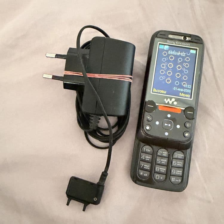 Sony Ericsson w850 radnoy — 2