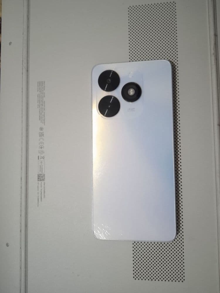 Tecno spark go 2024 — 3