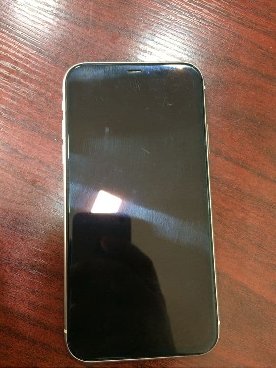 Iphone 11 128gb white — 1