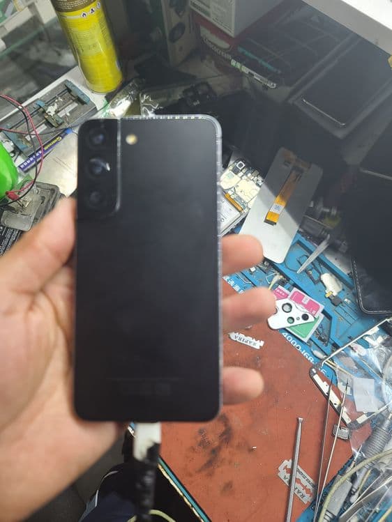 Samsung s22 на запчаст — 2