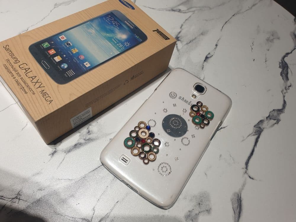 Samsung Galaxy Mega — 3