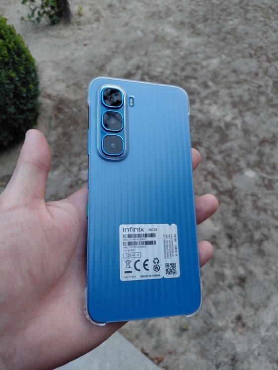 infinix Hot 60i blue — 2