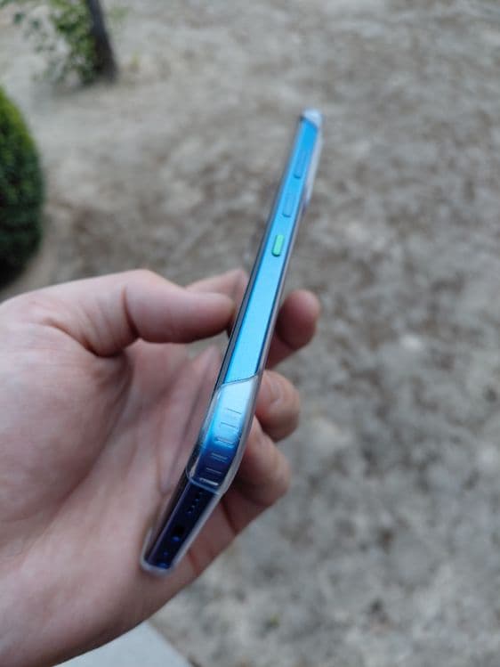 infinix Hot 60i blue — 3