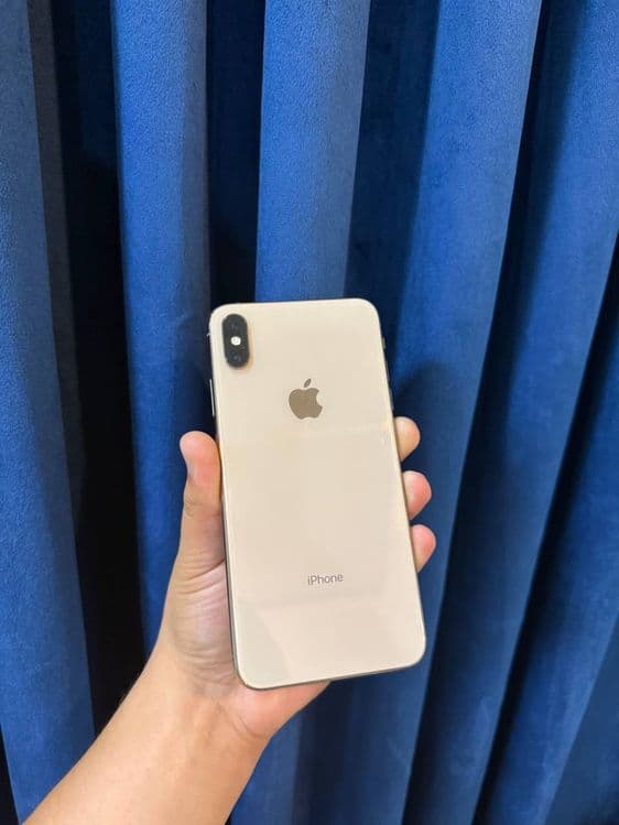 Iphone Xs Max 72%Yomkos 64Gb — 2