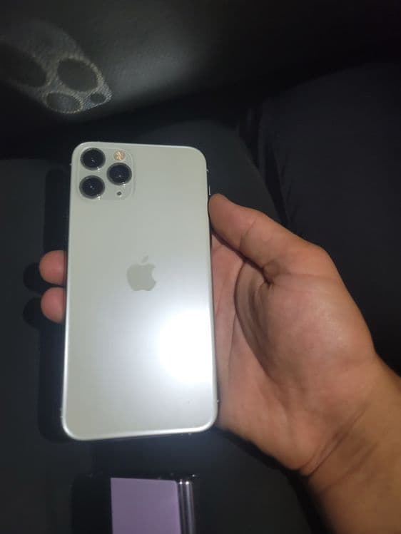 Iphone 11pro sotiladi — 2