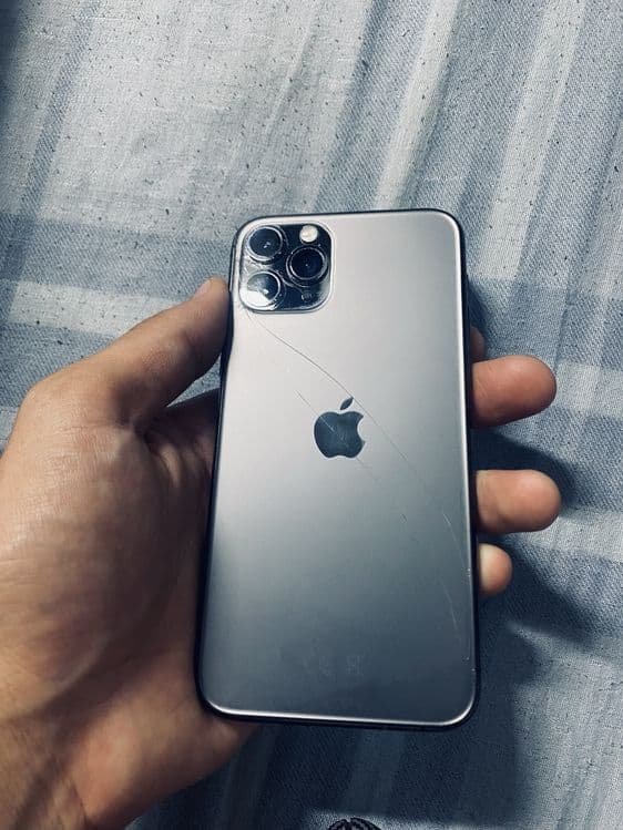 Iphone 11 pro 64 — 1
