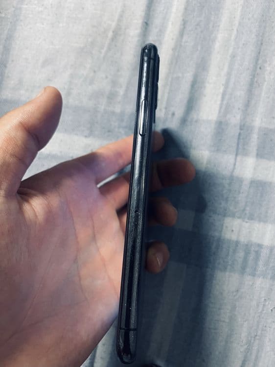Iphone 11 pro 64 — 3