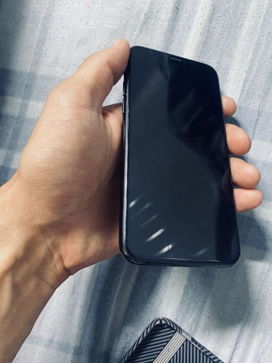 Iphone 11 pro 64 — 4