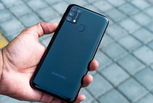 Samsung Galaxy M31 - 6000mAh 8/128Gb  64MP camera -qora — 1