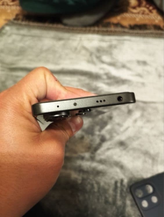 redmi not 13 8/128 — 4