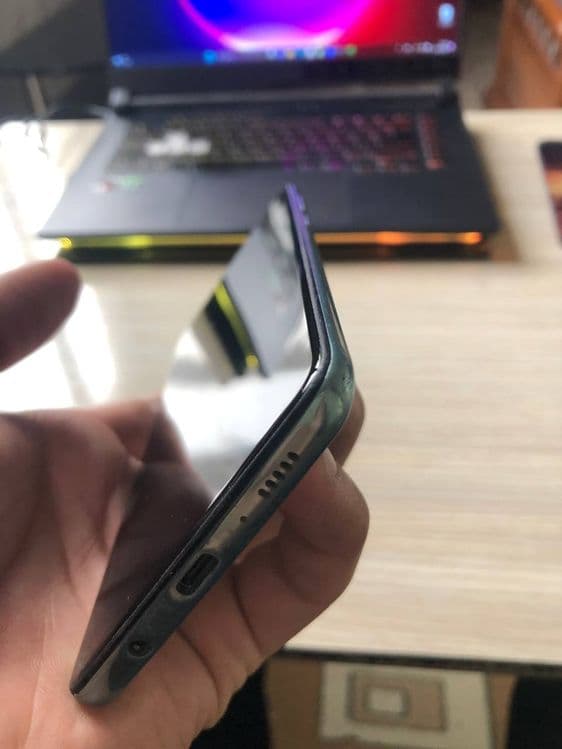 Samsung galaxy A71 — 3