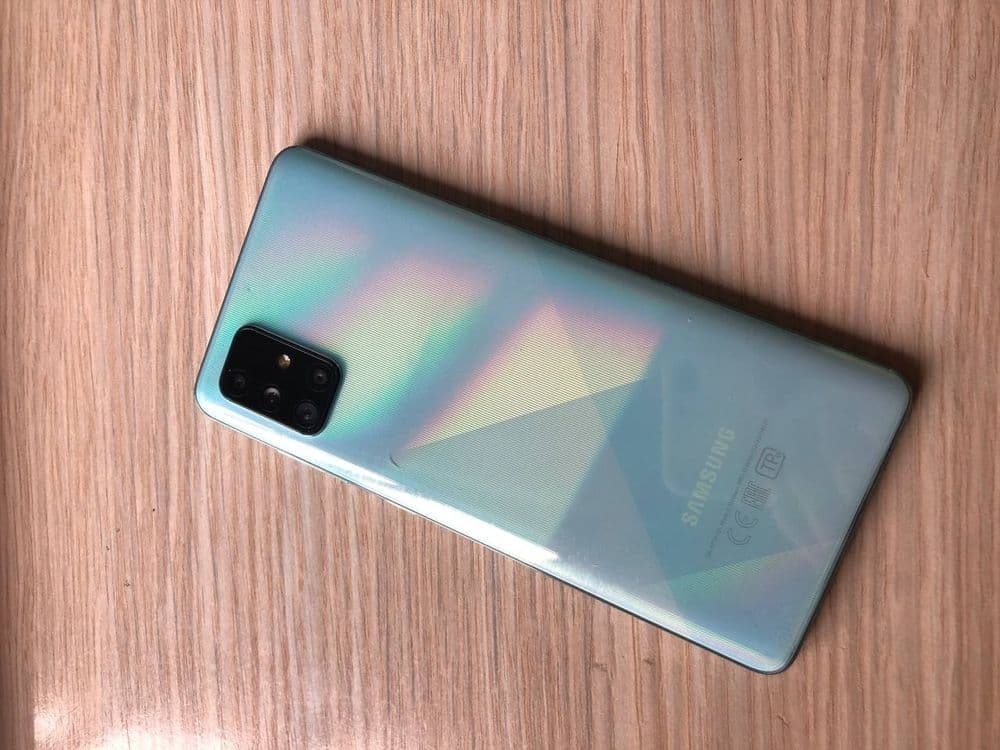 Samsung galaxy A71 — 6