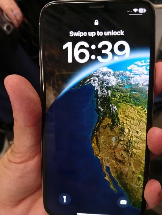 iPhone X 256 xotira — 3