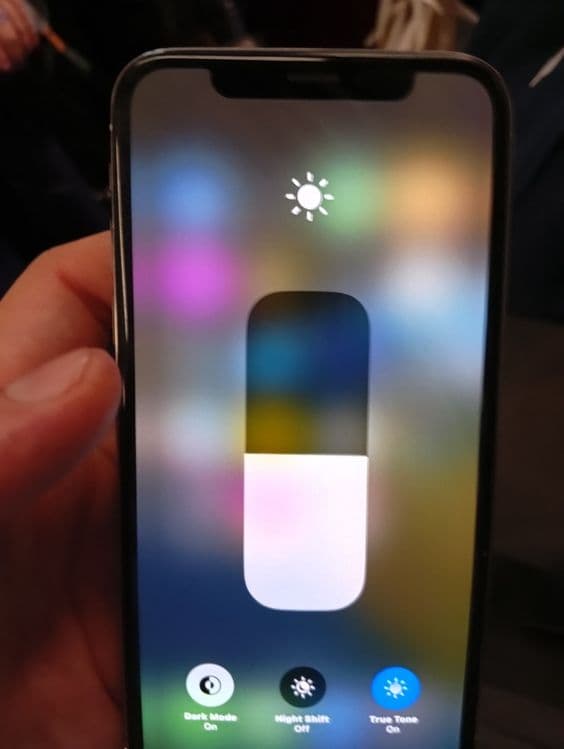 iPhone X 256 xotira — 4
