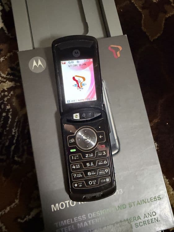 Motorola v13 cdma perfektum — 2