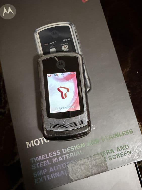 Motorola v13 cdma perfektum — 3