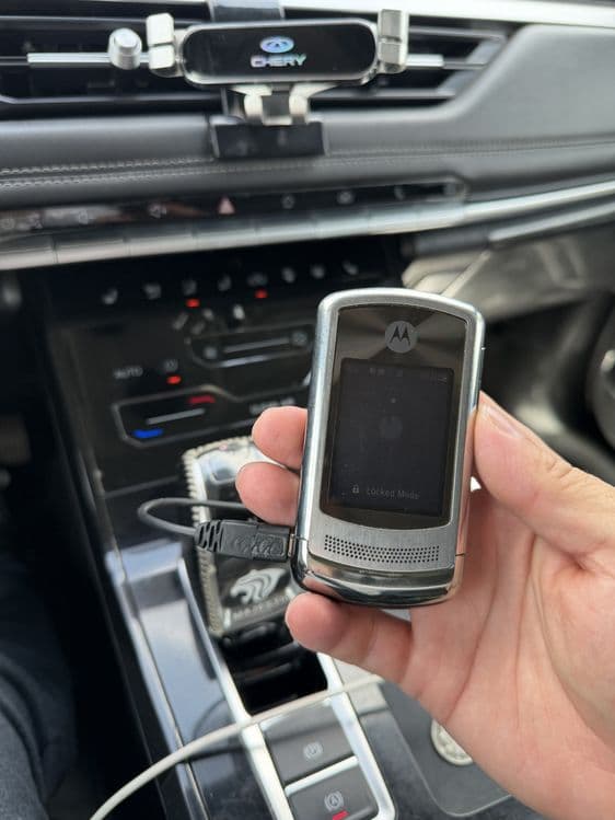 Motorola v13 cdma perfektum — 4