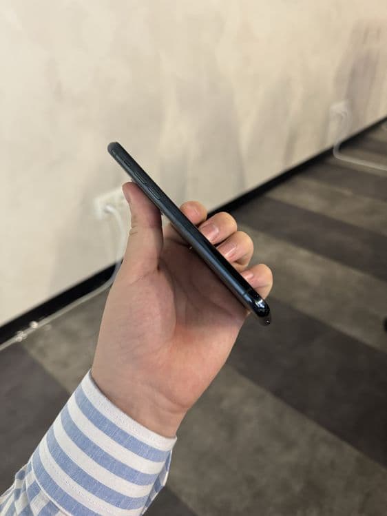 Iphone 11 pro 64GB — 5