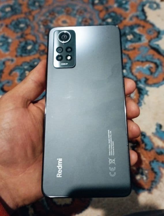 Redmi not 12 pro ideal 8/128 xotira — 4