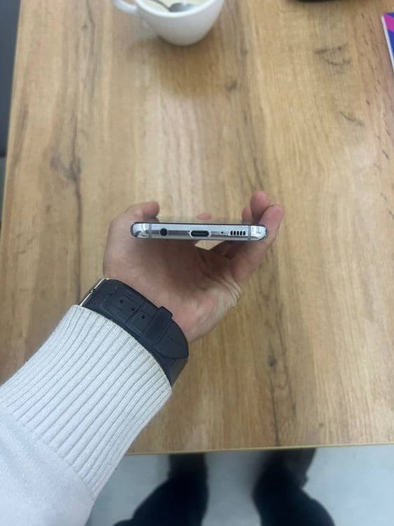 Samsung s10  sotiladi — 1