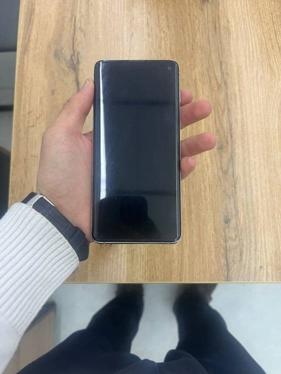 Samsung s10  sotiladi — 4