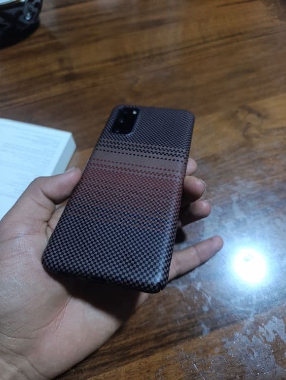 Samsung Galaxy S20 — 3
