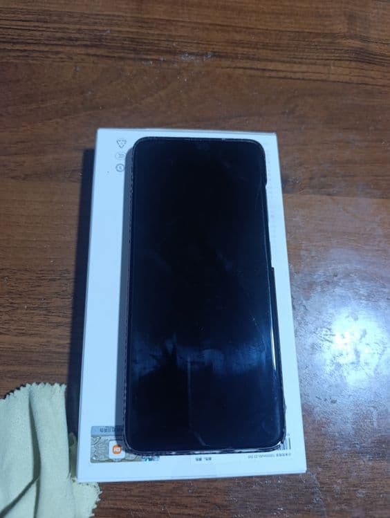 Samsung Galaxy S20 — 5