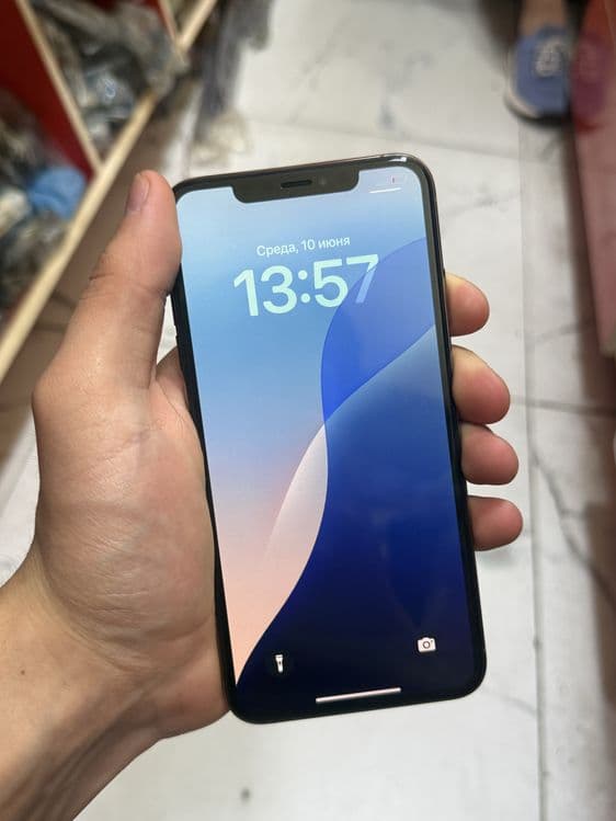 Iphone xs max 64 — 3