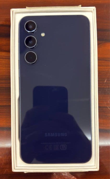 Samsung A55 8/128 5G — 2