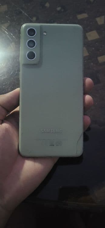 Samsung 21 fe 5j — 2