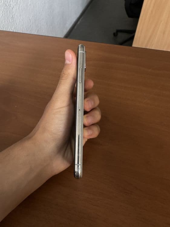 IPhone XS 256 GB — 8