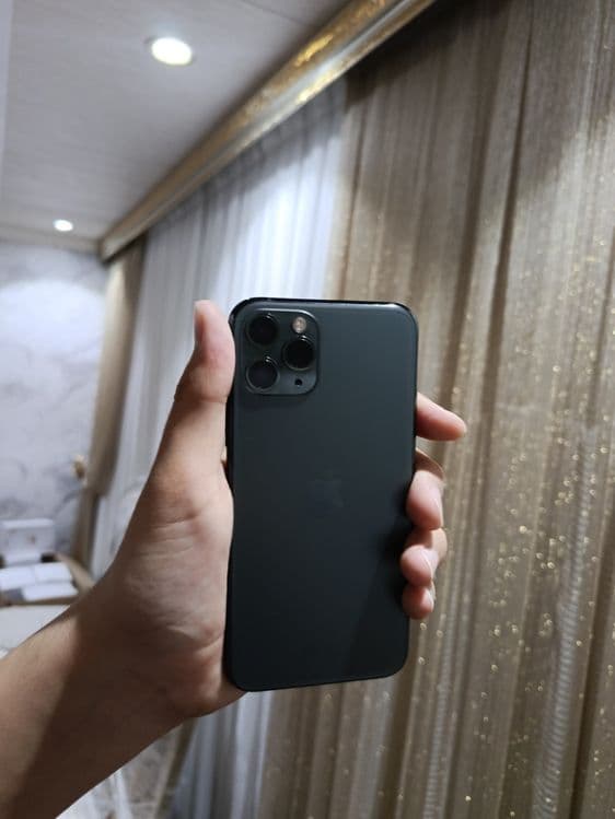 iphone 11 pro 64gb ideal — 1
