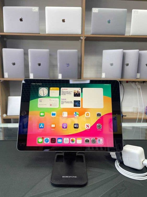 Apple iPad 6 Oтлично, 95% ёмкость, PUBG 60 FPS + Kоробка Dok — 1