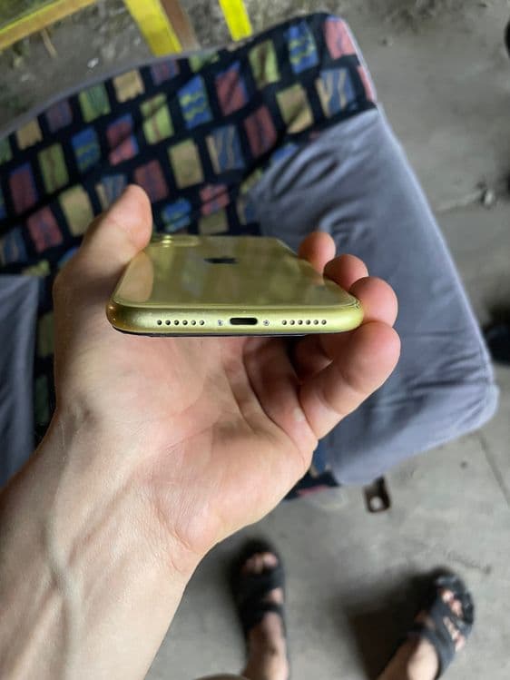 IPhone 11,128 в хорошем состоянии — 4