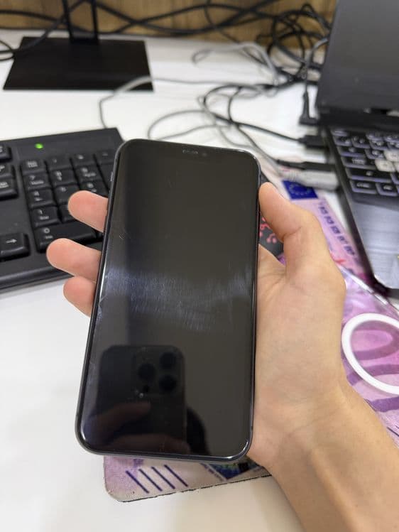 Iphone 11  холати яхши кар документ — 1