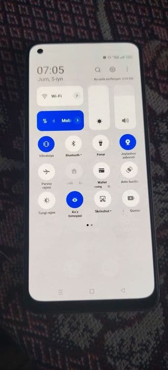Realme 10 8+8/128 — 4
