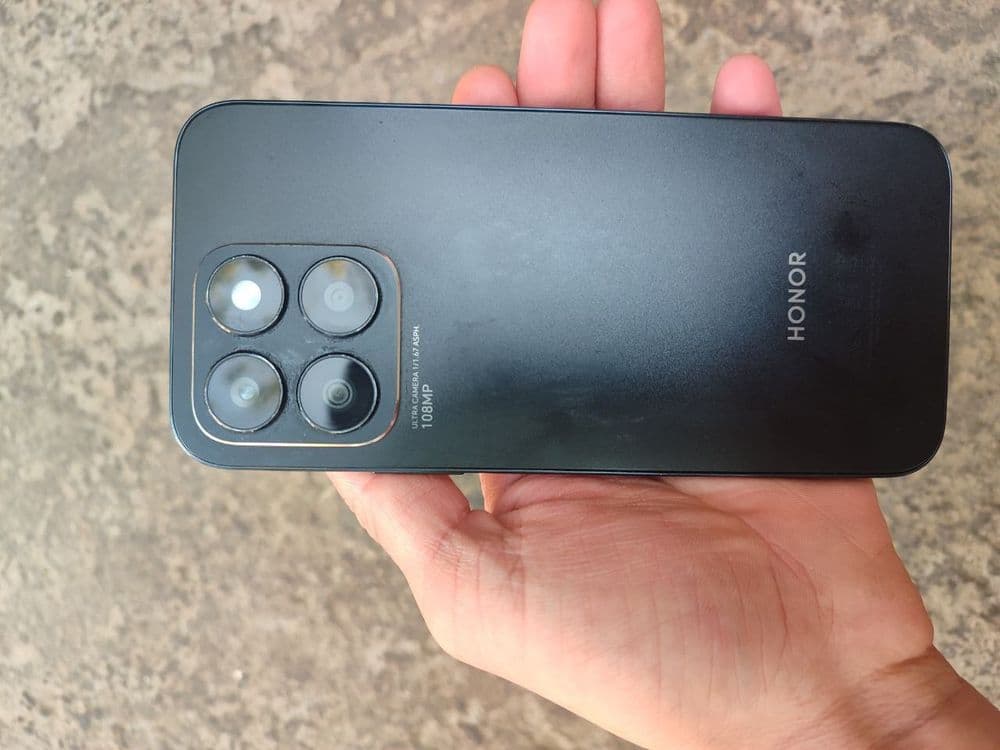 Telefon HONOR x8b 8/256gb holat ideal — 2