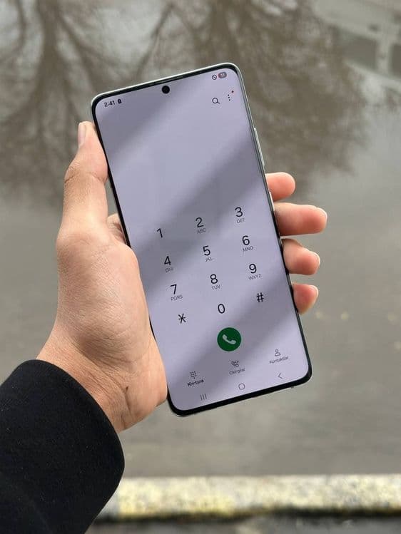 Samsung galaxy s21+ 5G 8/256gb holati yaxshi — 2