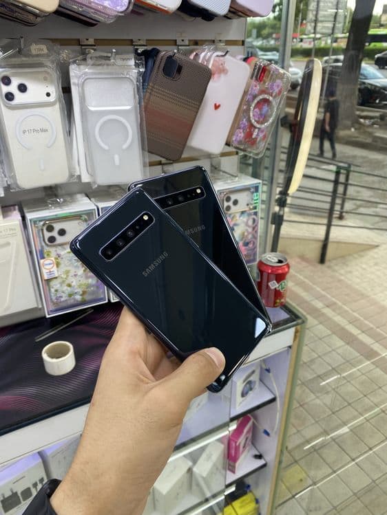 Samsung S10 5G 8/512 ideal — 1